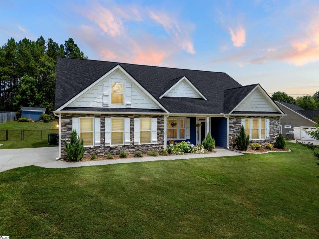 373 Roy Hall Way sold home in Cane Creek, Campobello, SC