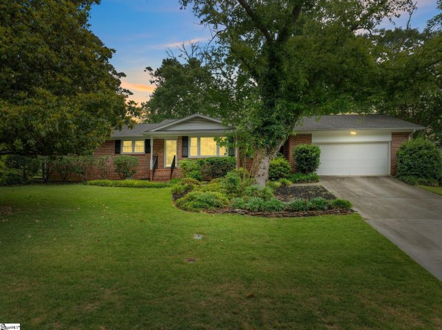 211 Crepe Myrtle Court sold home in Forrester Woods, Greenville, SC