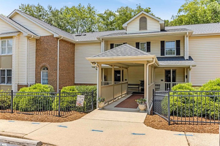 110 Swansgate Place sold home in Swansgate, Greenville, SC