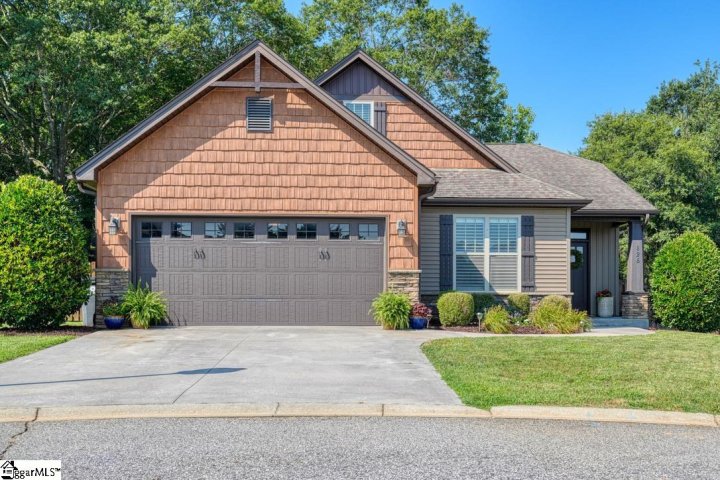 826 Lynshire Lane sold home in Traemoor Village, Moore, SC