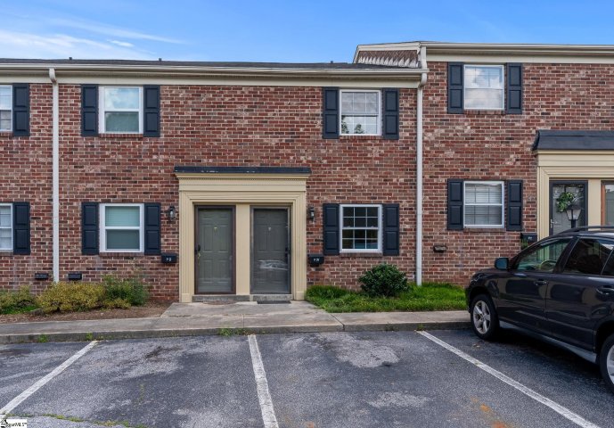 2530 E North Street sold home in Yorktown Condos, Greenville, SC