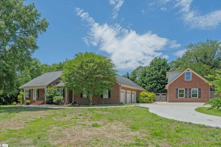322 N Rutherford Road sold home in Silver Ridge, Greer, SC
