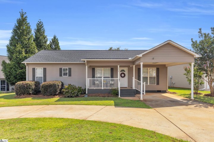 330 Split Oak Lane sold home in Woods Creek Crossing, Inman, SC