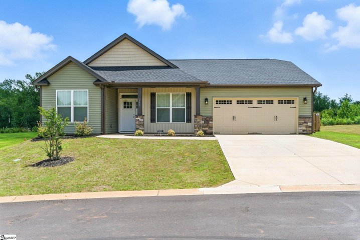 209 Abelia Meadows Drive sold home in Abelia Meadows, Piedmont, SC