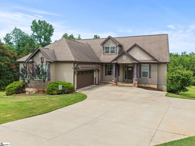 22 Meadowglen Place sold home in Woodbridge, Greer, SC
