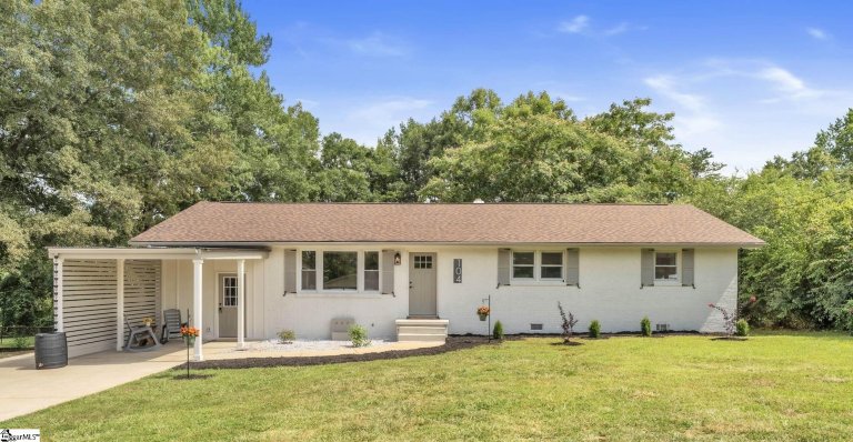 104 Alice Farr Drive sold home in Western Hills, Greenville, SC
