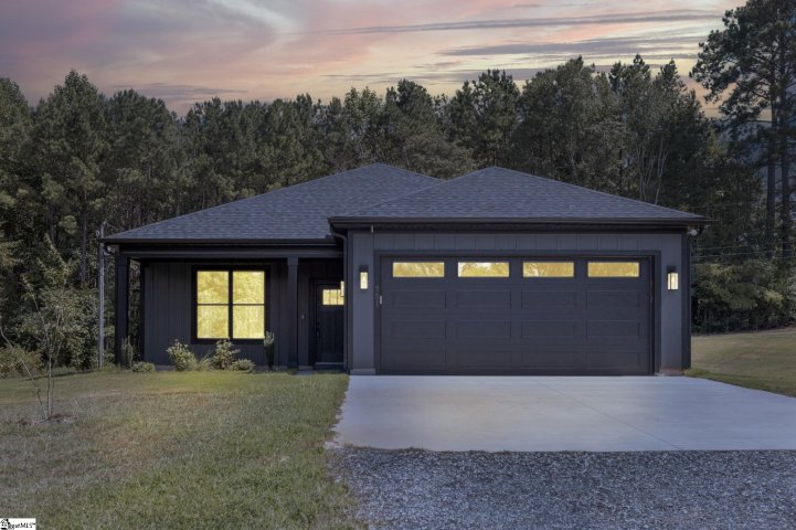351 Scenic Avenue sold home in Skyline Estates, Campobello, SC