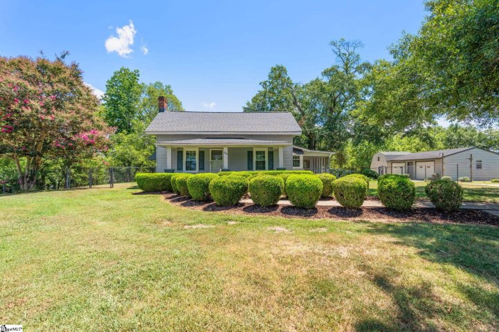 206 Ivydale Drive sold home in Piedmont Park, Greenville, SC