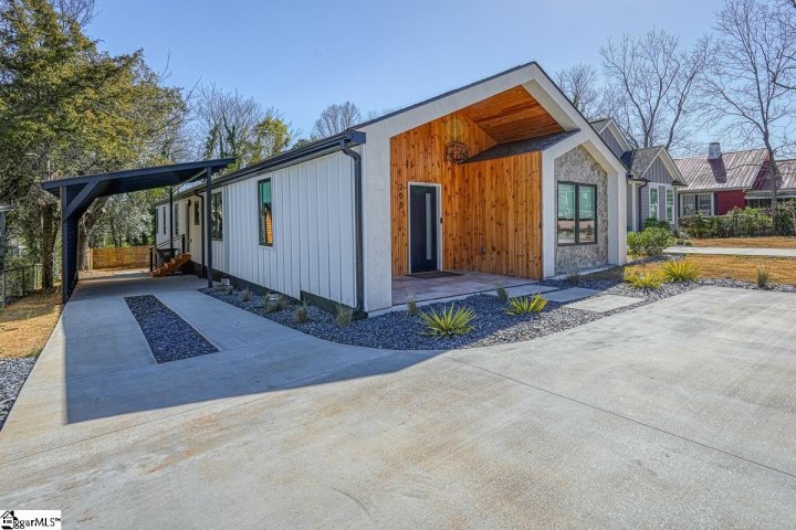 205 Mcgarity Street sold home in Melrose, Greenville, SC