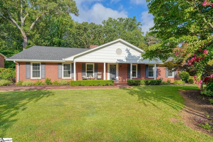 302 Holly Drive sold home in Woodland Heights, Spartanburg, SC
