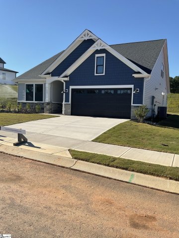 113 Eagle Creek Drive active home in Eagle Creek, Central, SC