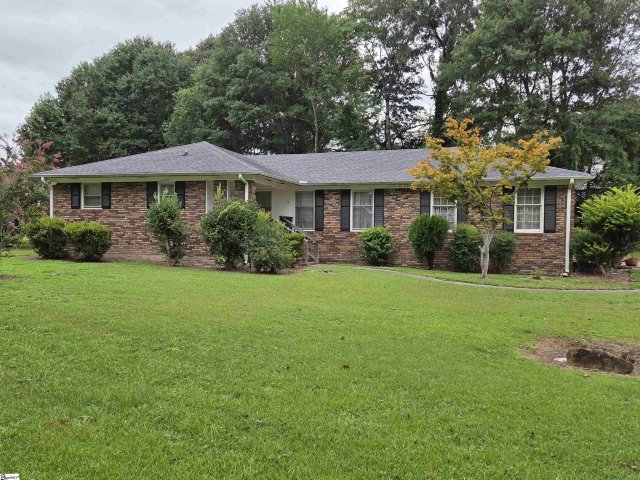11 Confederate Circle sold home in Sheffield Forest, Taylors, SC