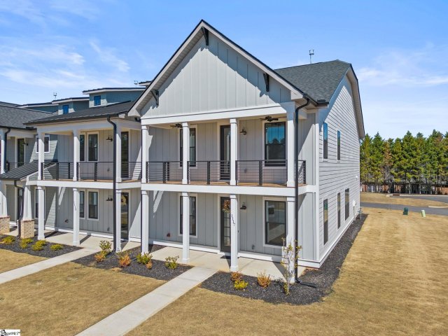1117 Syrah Lane active home in Townes At Squires Pointe, Duncan, SC