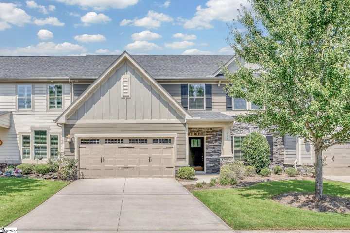 207 Ragin Court sold home in Townes At Five Forks, Simpsonville, SC
