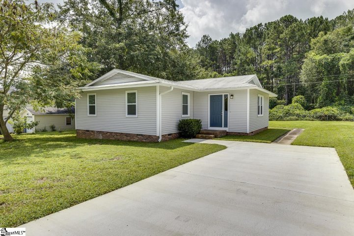 212 Georgetown Road sold home in Whispering Pines, Easley, SC