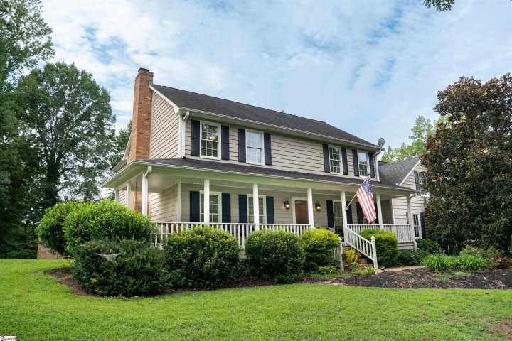 307 Lakewinds Boulevard sold home in Lakewinds, Inman, SC