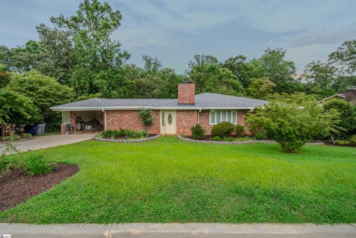111 N Lanford Road sold home in Woodland Heights, Spartanburg, SC
