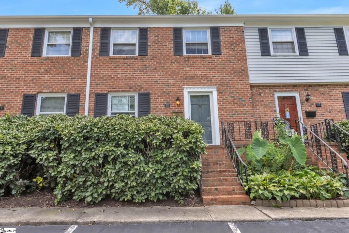 815 Edwards Road Unit 18 sold home in Williamsburg, Greenville, SC