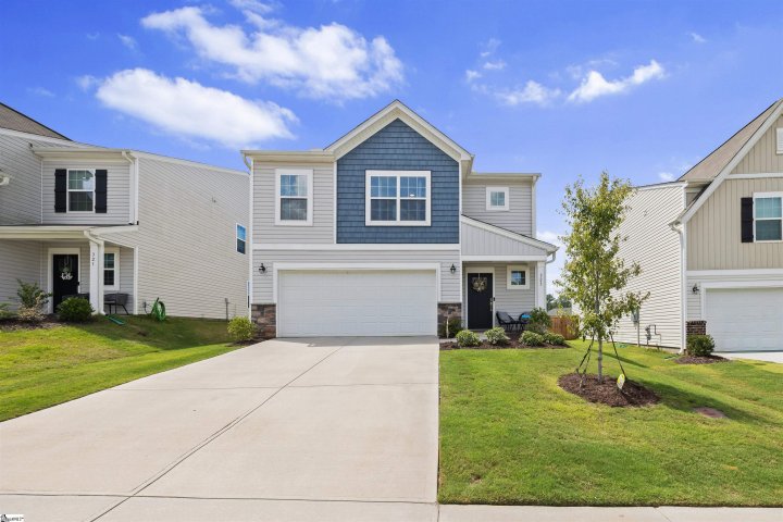 323 Anna Gray Circle sold home in North View, Easley, SC