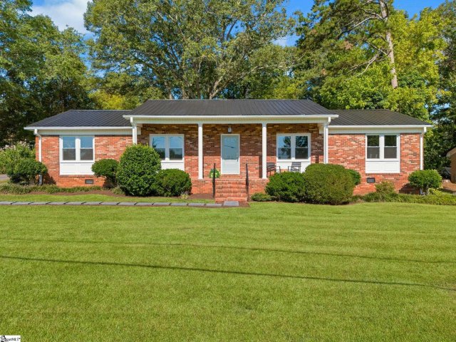 128 Saint James Drive sold home in Woodland Heights, Spartanburg, SC