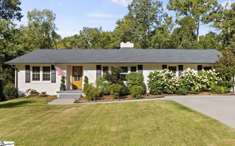 112 Robin Hood Road sold home in Sherwood Forest, Greenville, SC