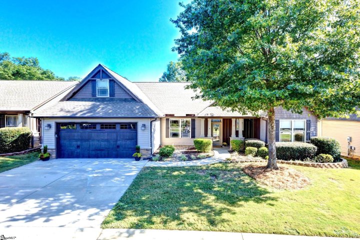 4 Dolerite Drive sold home in Bluestone Cottages, Taylors, SC
