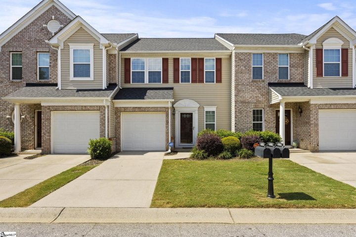 468 Woodbark Court sold home in Crescentwood Village, Mauldin, SC
