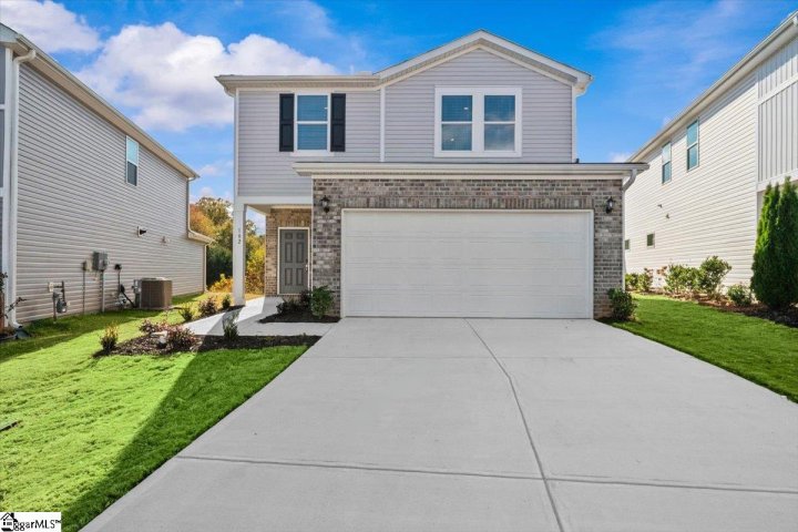 102 Longleaf Lane pending home in Village At White Pine, Pendleton, SC