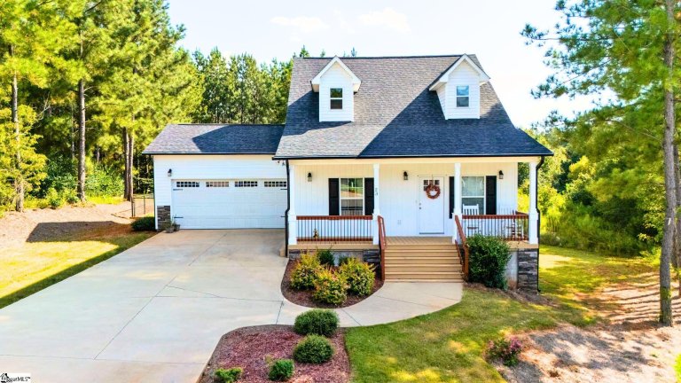 23 Vanessa Rae Lane sold home in Pendleton Place, Pendleton, SC