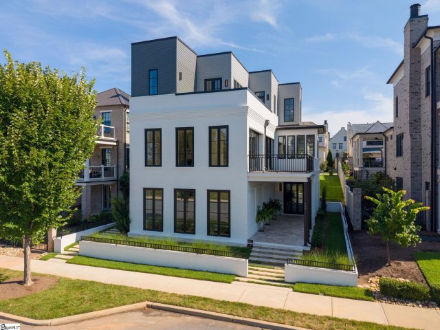 12 Odell Street active home in Hartness, Greenville, SC