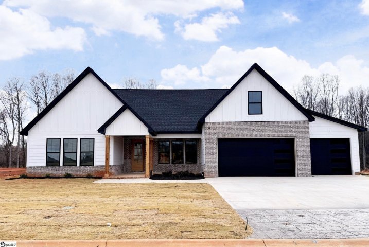 3021 Akins Street Lot 35 sold home in McAbee Farms, Spartanburg, SC
