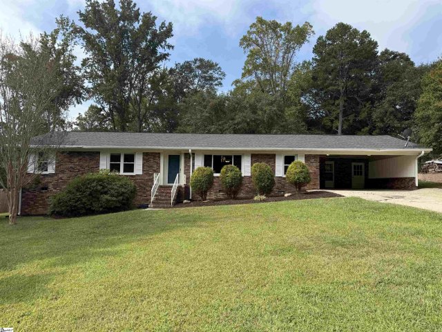 405 Confederate Circle sold home in Sheffield Forest, Taylors, SC
