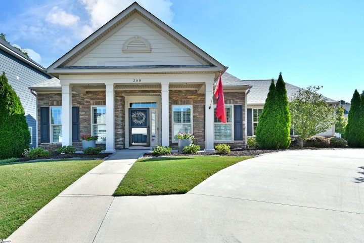 200 Limberlock Way sold home in Briar Oak, Simpsonville, SC