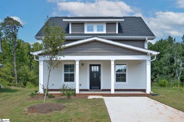 220 Waltham Court active home in Lakeview At Berea, Greenville, SC