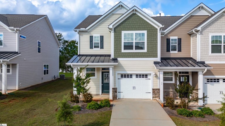 35 Gaskins Trail sold home in Hawkins Park, Travelers Rest, SC