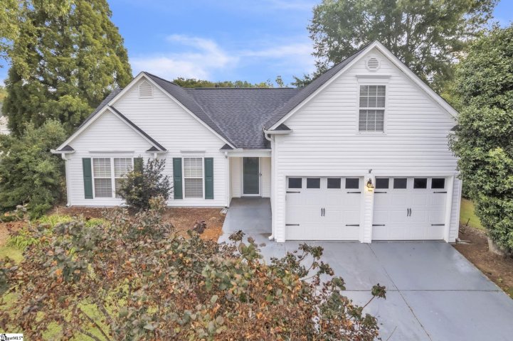 1 Waterfield Court sold home in Hammett Crossing, Greer, SC