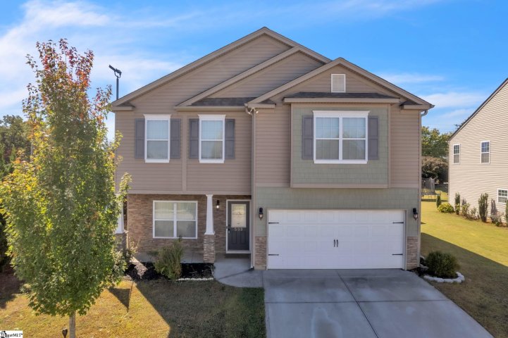 509 Friar Park Lane pending home in Highland Hills, Lyman, SC