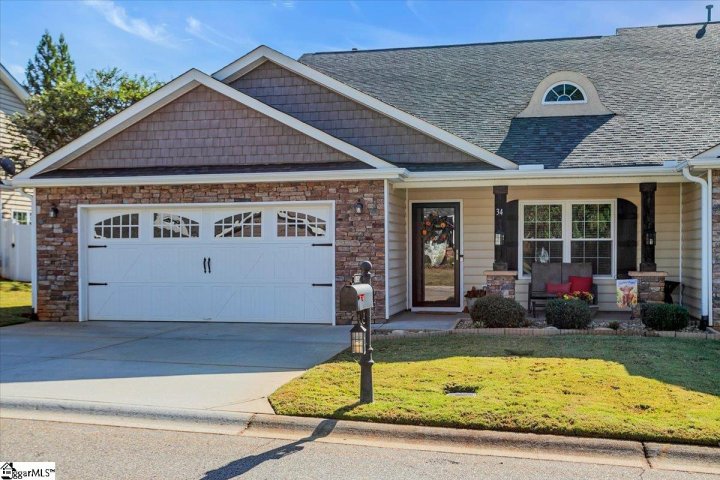 34 Hillsborough Drive sold home in Crayton Hall, Anderson, SC