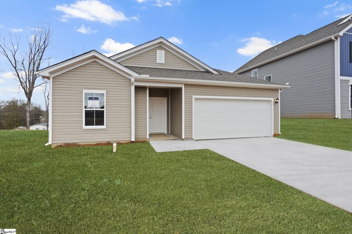 150 Cedar Shoals Court active home in Edgewood Farms, Easley, SC