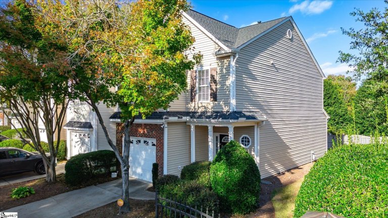 2 Bay Springs Drive sold home in Townes At Brookwood, Simpsonville, SC