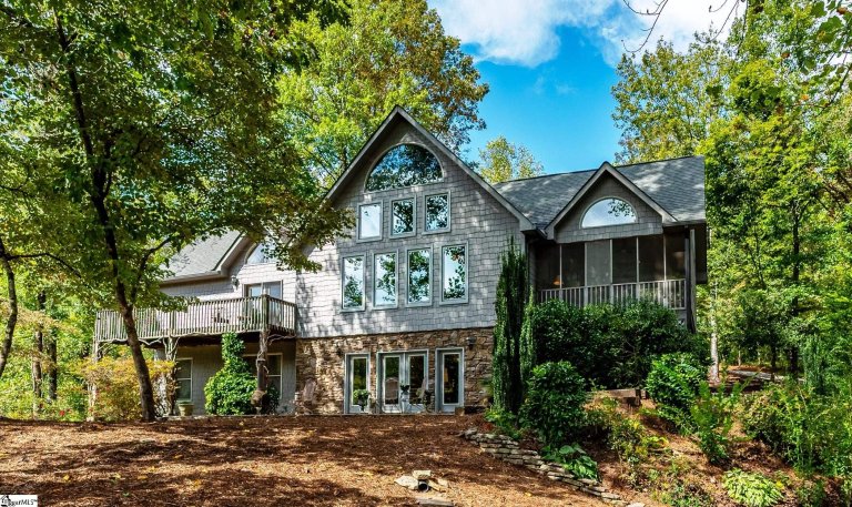 Homes in Gauley Falls, Pickens