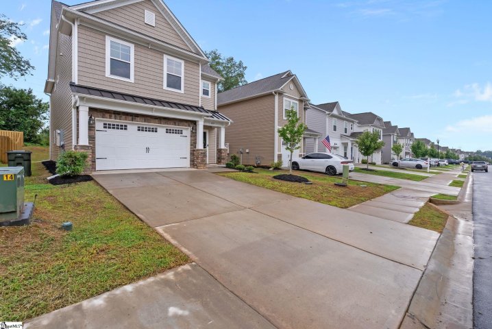 127 Highland Park Court sold home in Highland Park, Easley, SC