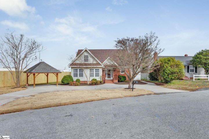 21 Fore Avenue sold home in East Highland Estates, Greenville, SC