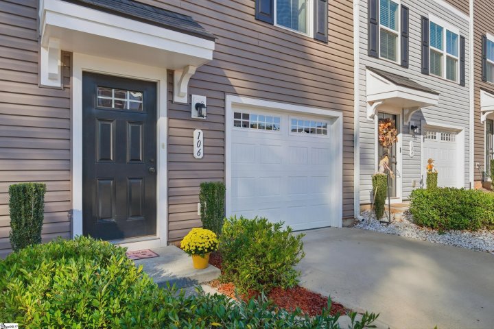 106 Sproles Lane sold home in Edgewood Townes, Easley, SC