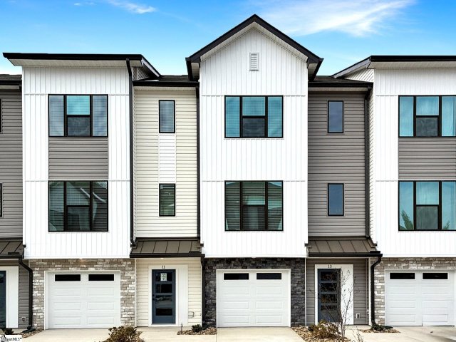 11 Pikewood Lane sold home in Holly View, Greenville, SC