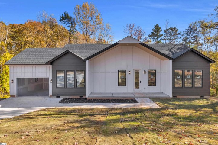 21 Shore Drive sold home in Lakeside Saluda, Greenville, SC