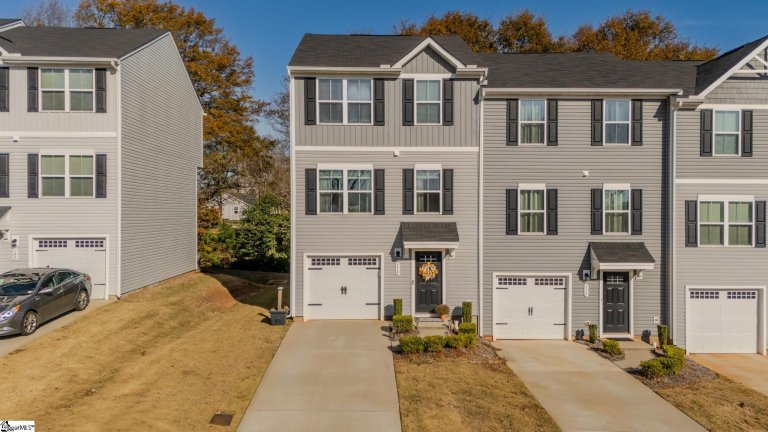 113 Brooklane Court sold home in Edgewood Townes, Easley, SC