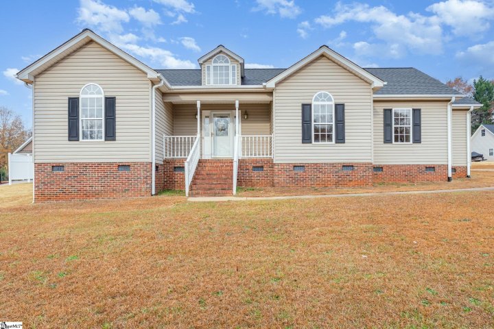 108 Brooke Lee Circle sold home in Beaver Brook, Taylors, SC