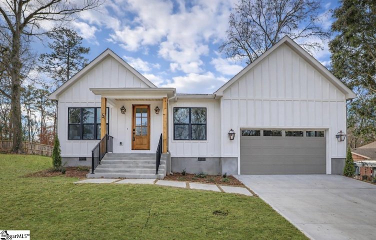 5 Plum Drive sold home in Pleasant Valley, Greenville, SC