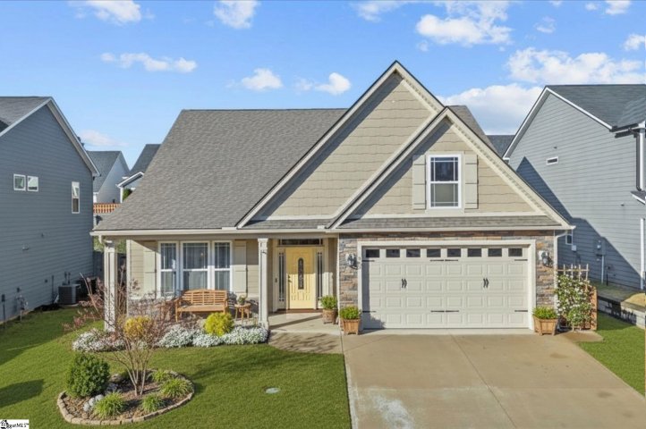 402 Grantleigh Court sold home in Ivy Walk, Simpsonville, SC